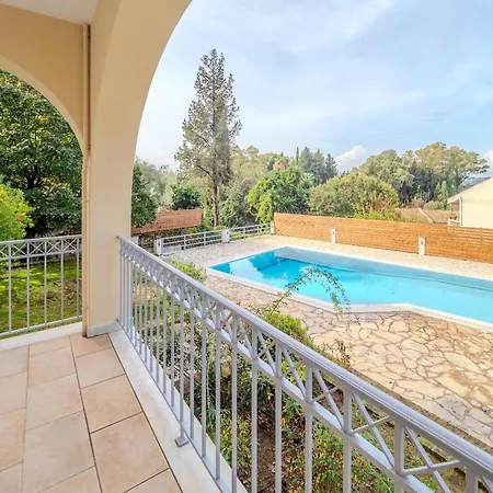 Tilia Tree Luxury - Vast Pool And Bbq דירה *