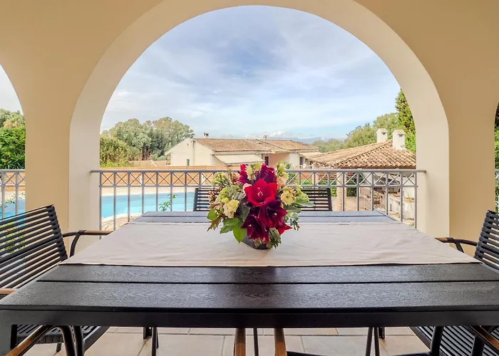 Appartement Tilia Tree Luxury - Vast Pool And Bbq Corfu (city)