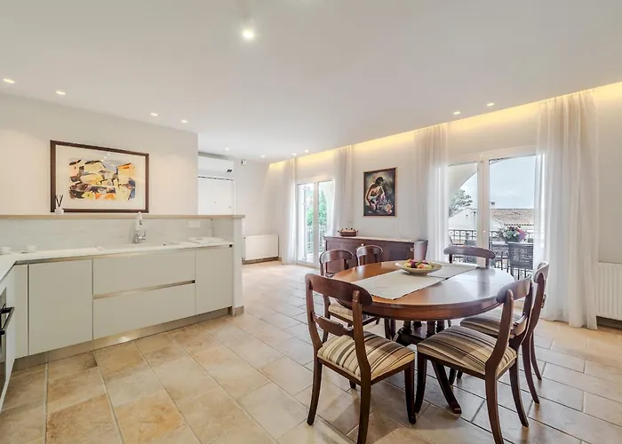 Appartement Tilia Tree Luxury - Vast Pool And Bbq *
