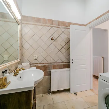 Tilia Tree Luxury - Vast Pool And Bbq