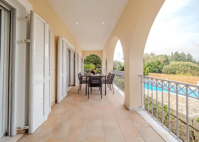 Διαμέρισμα Tilia Tree Luxury - Vast Pool And Bbq